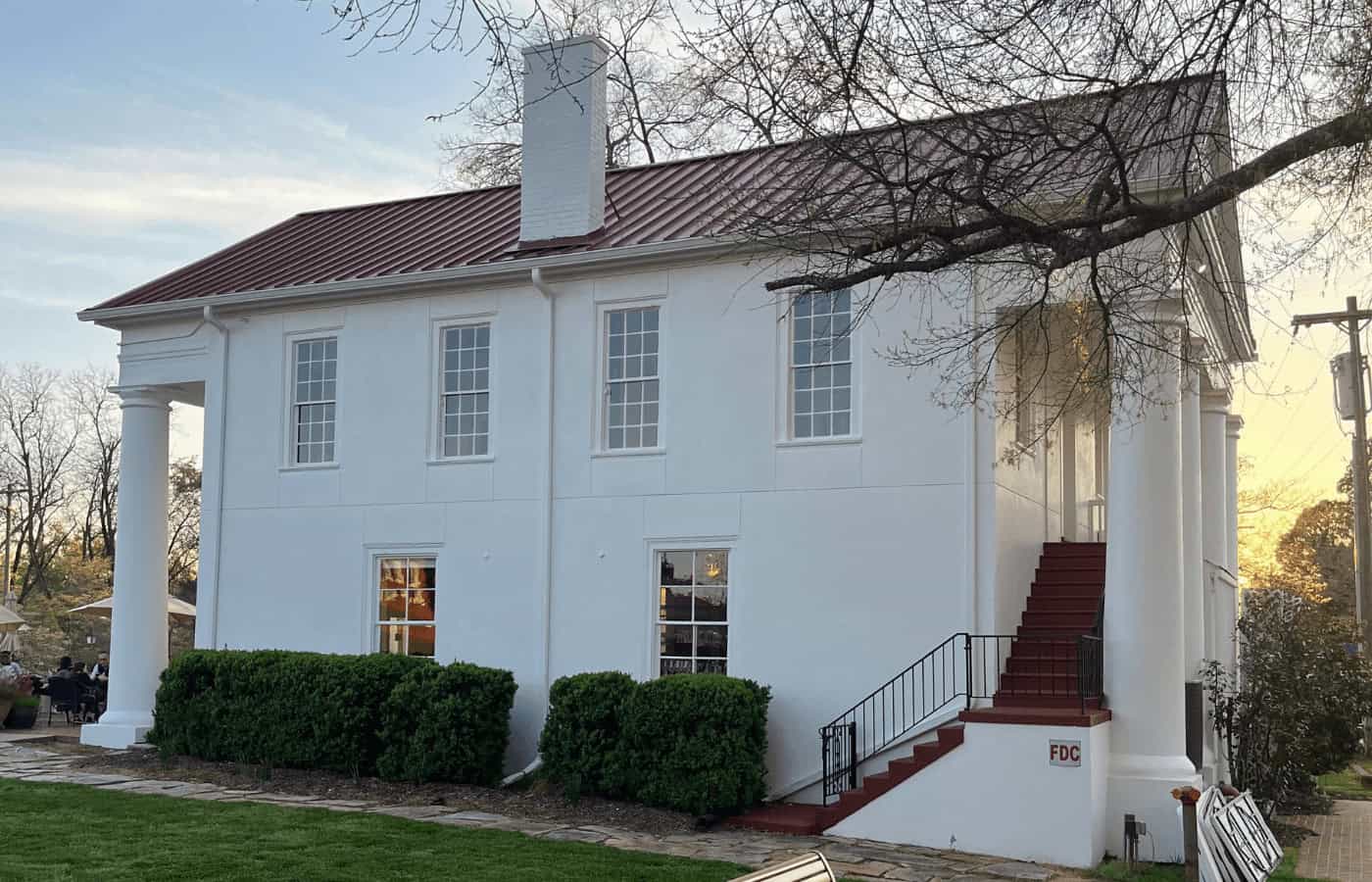 1826 Bistro On The Green