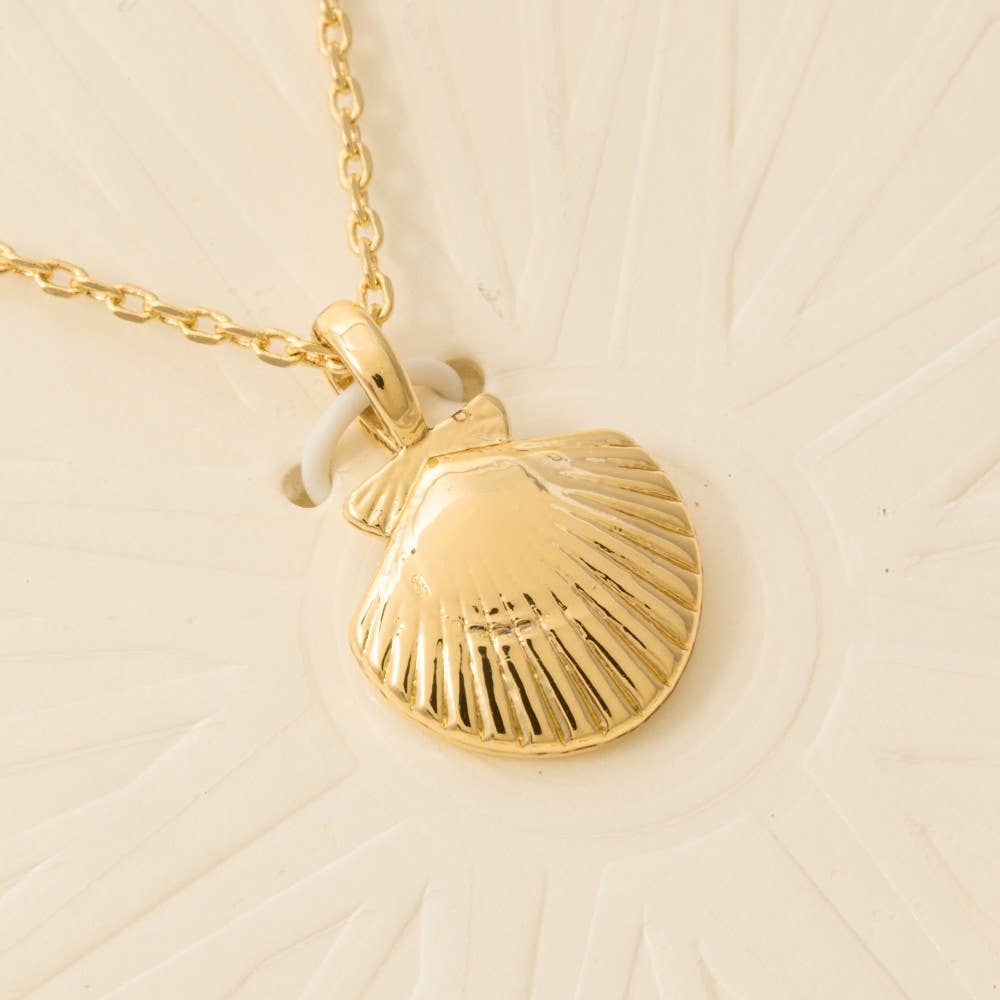 Sea Life Clam Shell Swappable Pendant Necklace