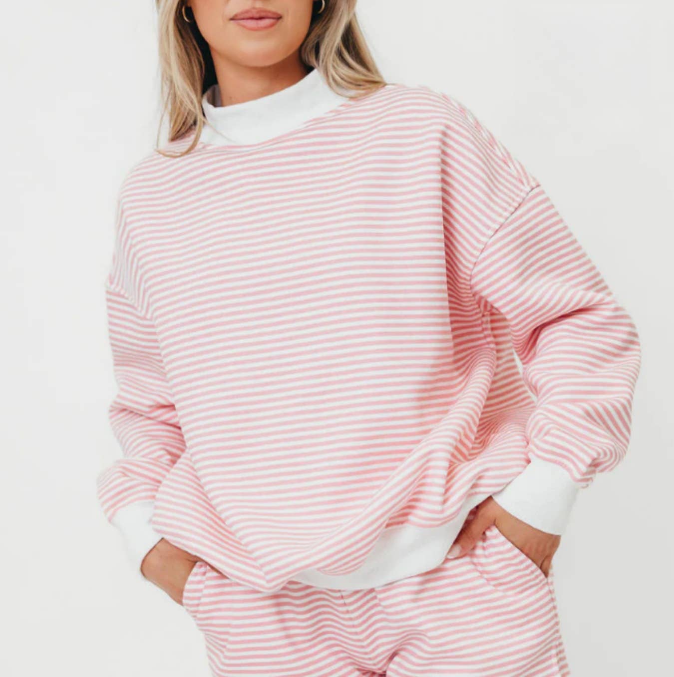 Oversized Mock Neck & Shorts: Pink / L