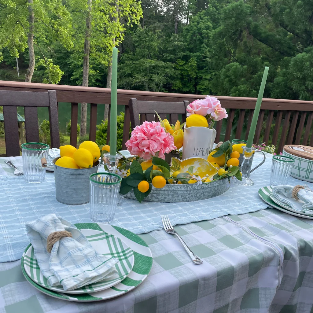 Tips For Creating The Perfect Outdoor Tablescape 2 1