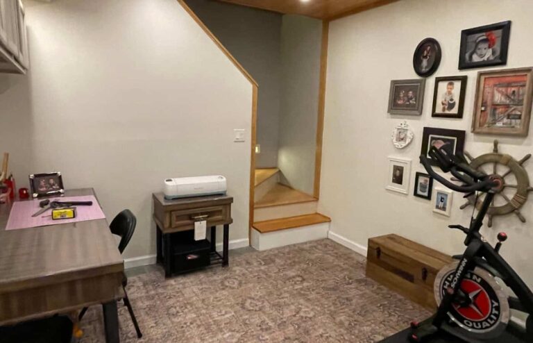 Craft Room Transformation: Crafting a Cozy Space in a Small Lake House