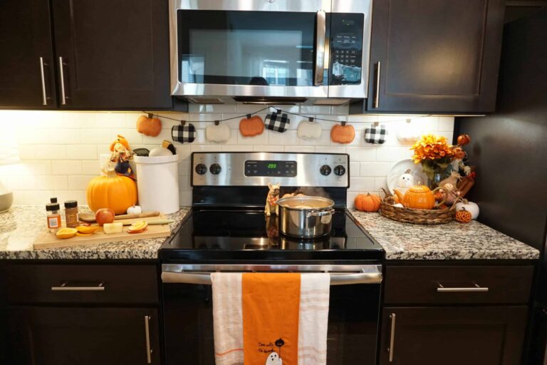 Cheap DIY Fall Crafts and Goodies