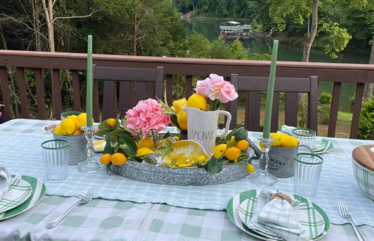 Effortless Outdoor Dining: Tips for Creating the Perfect Outdoor Tablescape