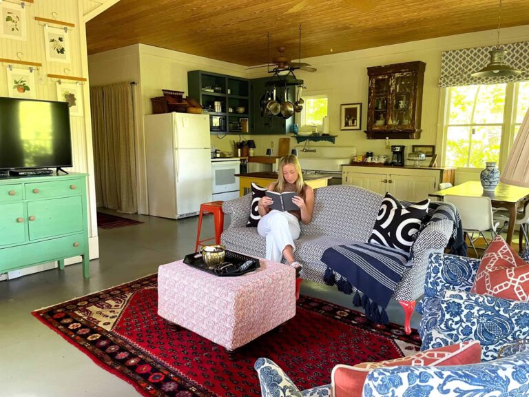 Discover the Chauga River Cottage: A Perfect Retreat near Lake Hartwell in Westminster, South Carolina